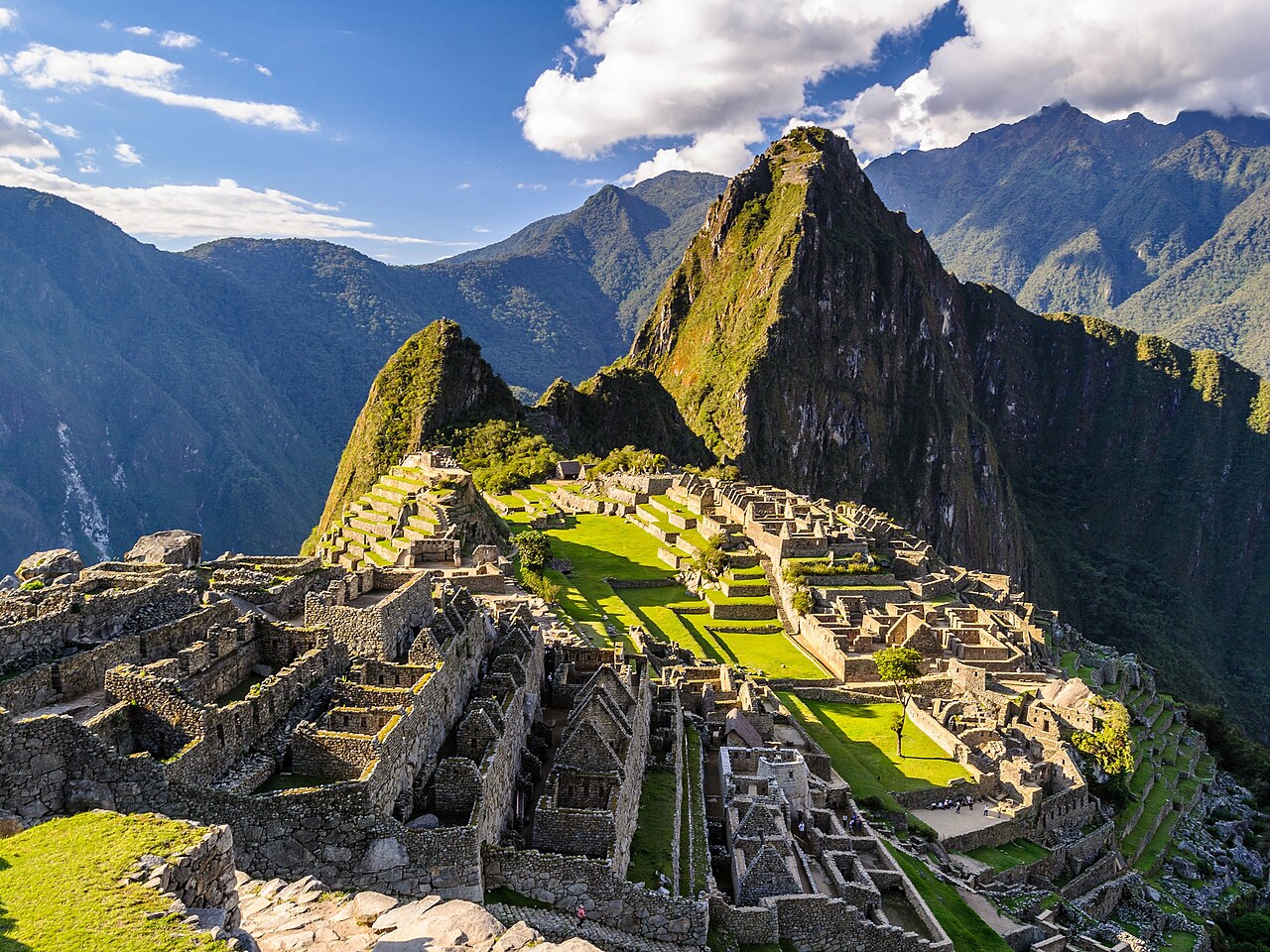 1280px-Machu_Picchu%2C_Peru_%282018%29.jpg