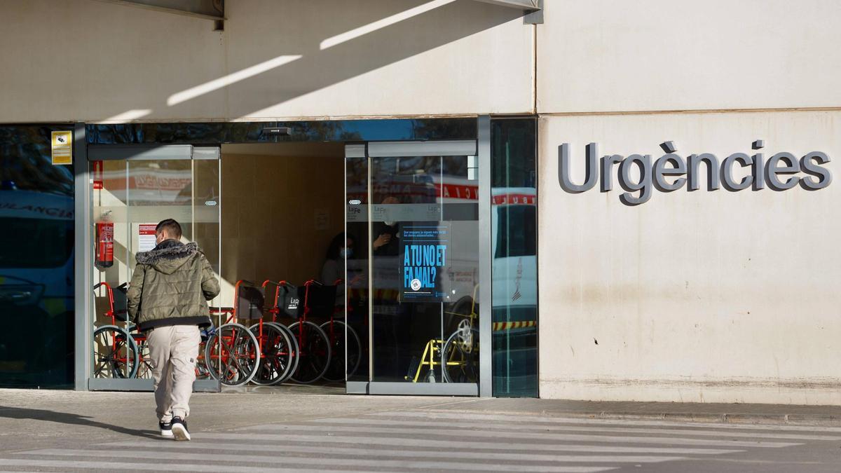 El herido ha sido trasladado al Hospital La Fe de València.