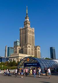 200px-2018-07-06_Centrum_metro_station_and_Palace_of_Culture_and_Science.jpg