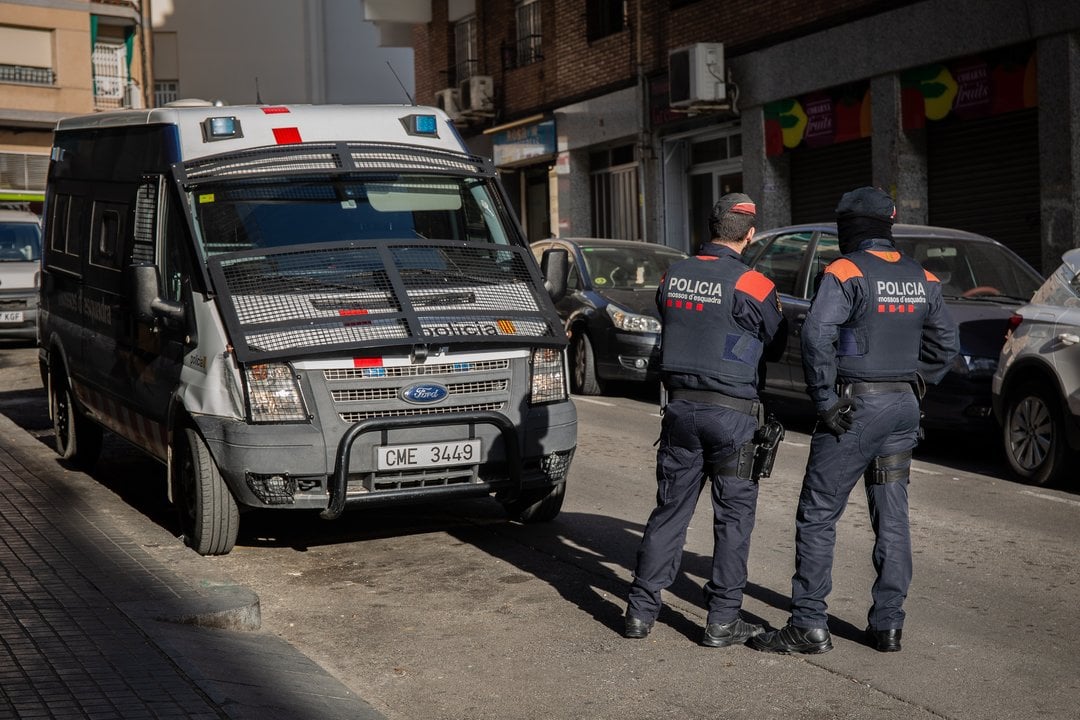 Mossos d'Esquadra.