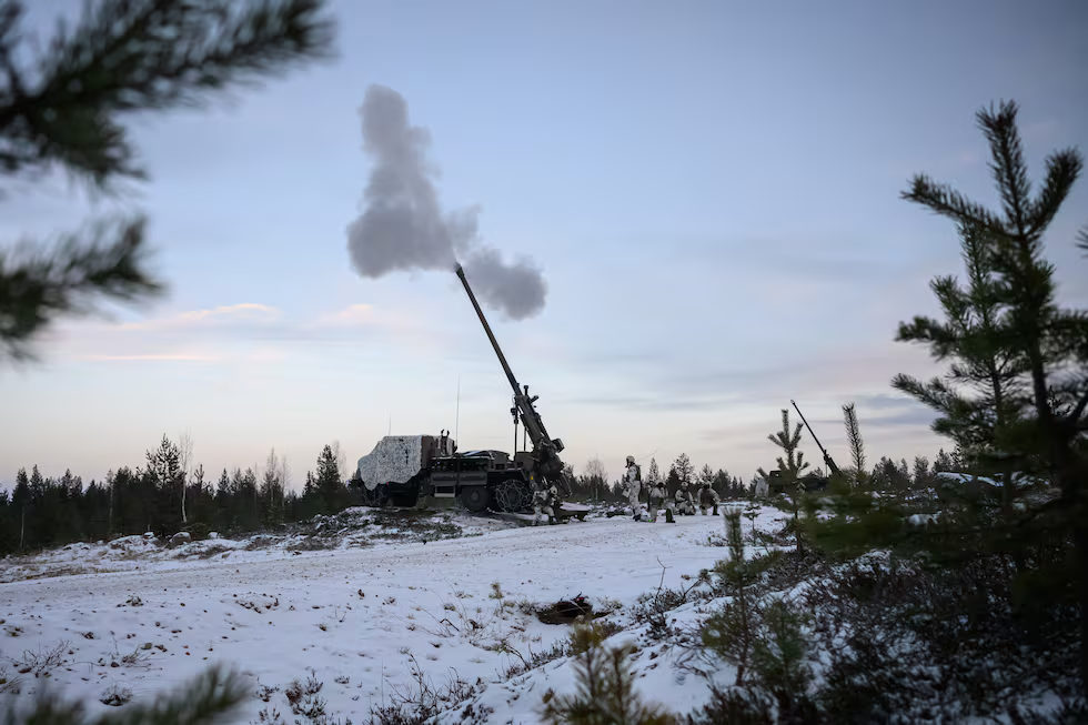 Maniobras de artillería de la OTAN, este martes cerca de Heinu, en el sur de Finlandia.