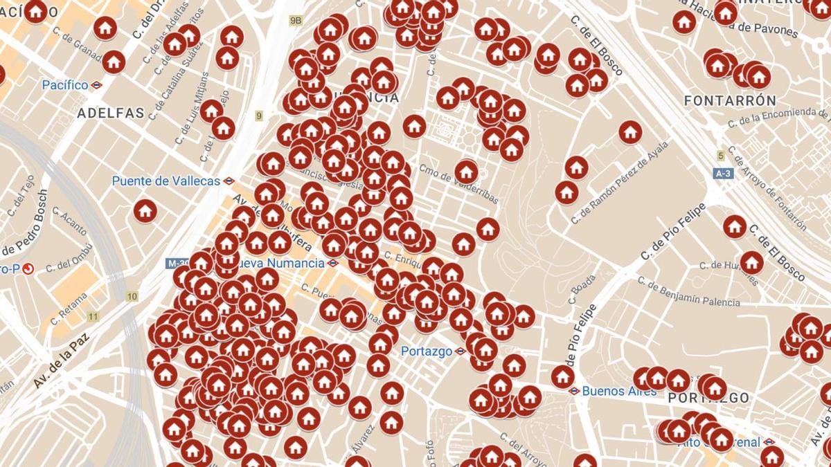 Detalle de locales convertidos en viviendas en la zona de Puente de Vallecas