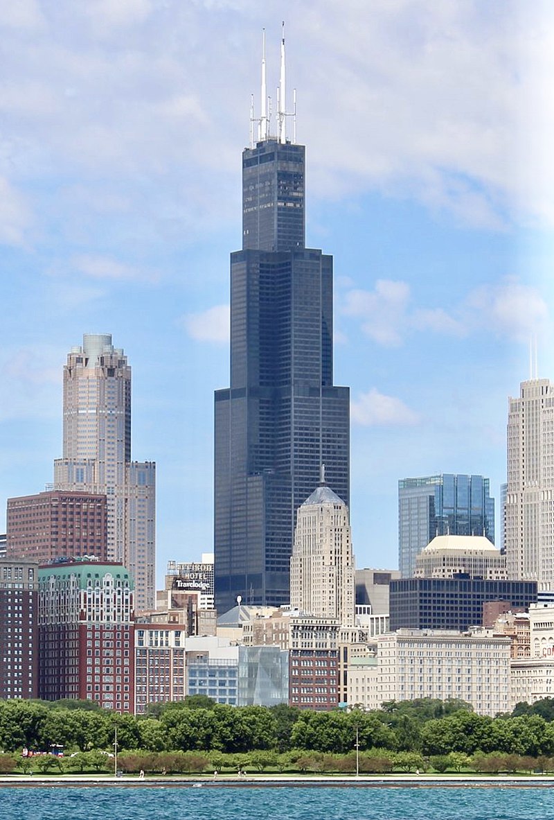 800px-Willis_Tower_From_Lake.jpg