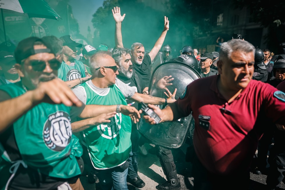 AME4856-ARGENTINA-PROTESTAS.jpg