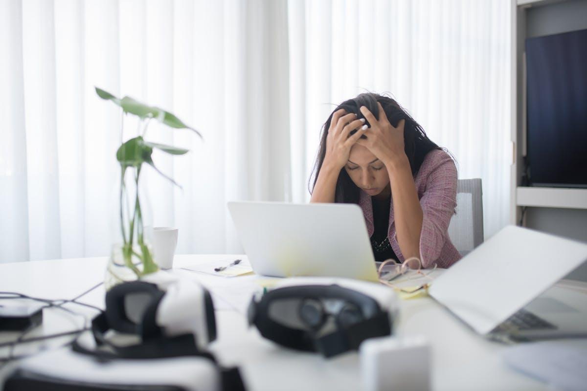 El burnout o síndrome de desgaste profesional se puede solucionar con ayuda de un profesional