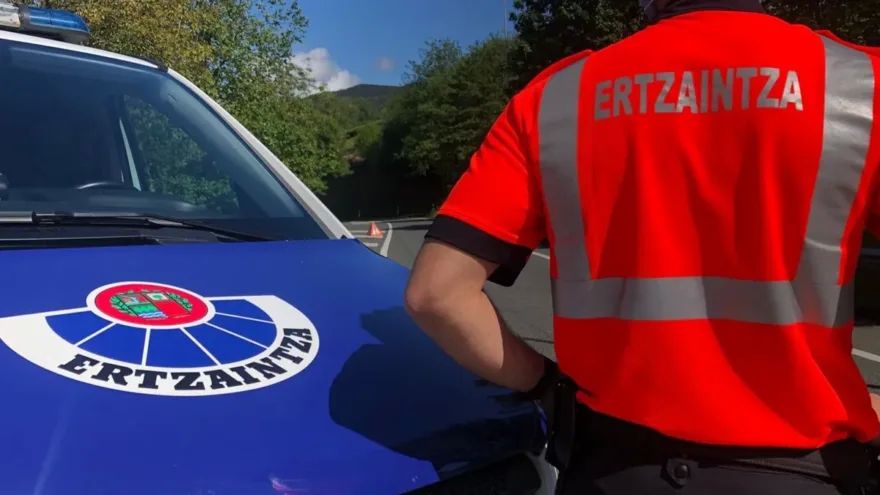 Detenido en Bilbao tras rajar la cara a un hombre con un cutter