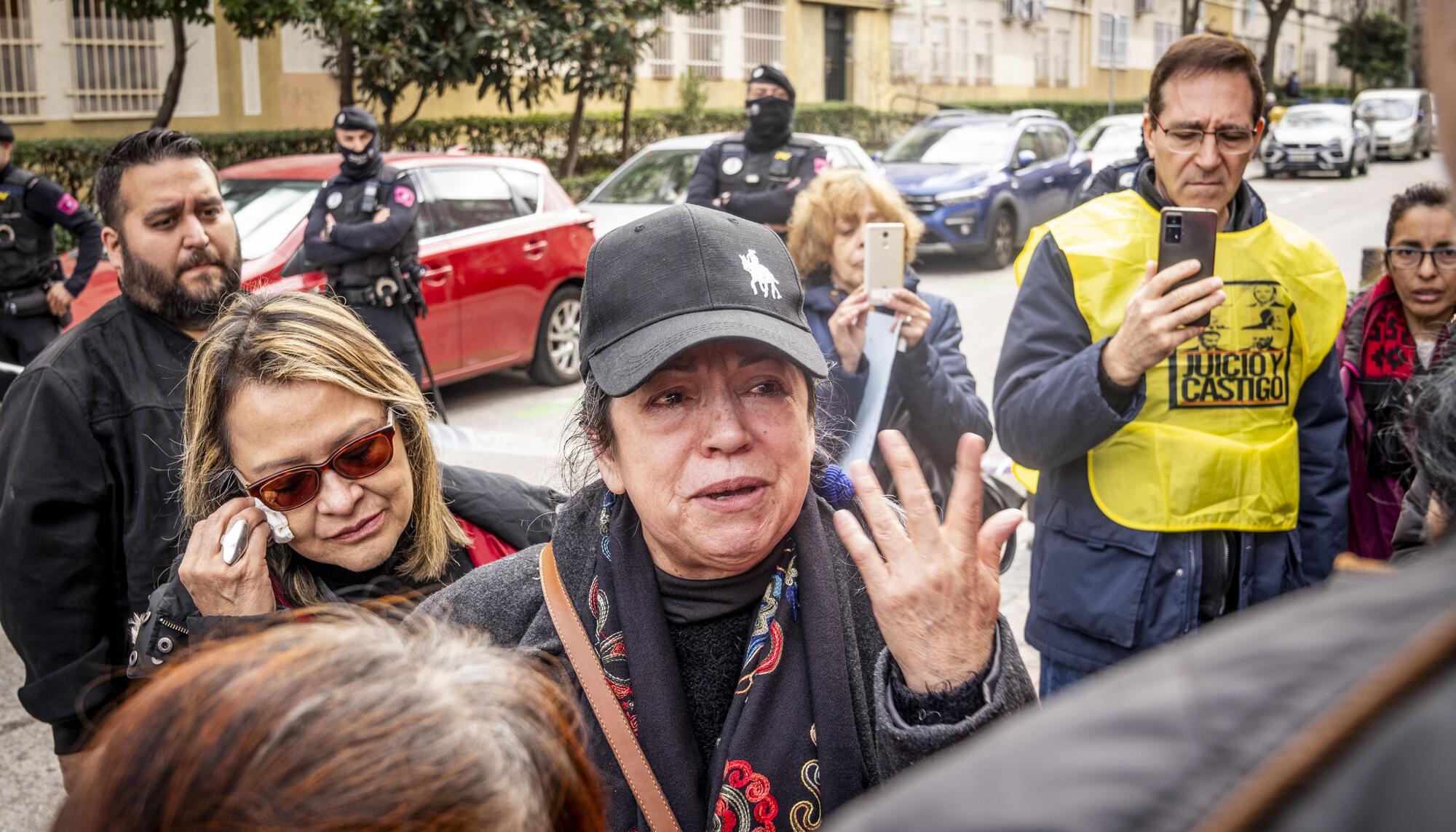 Desahucio Miriam Puerta del Angel PAH 24 - 1