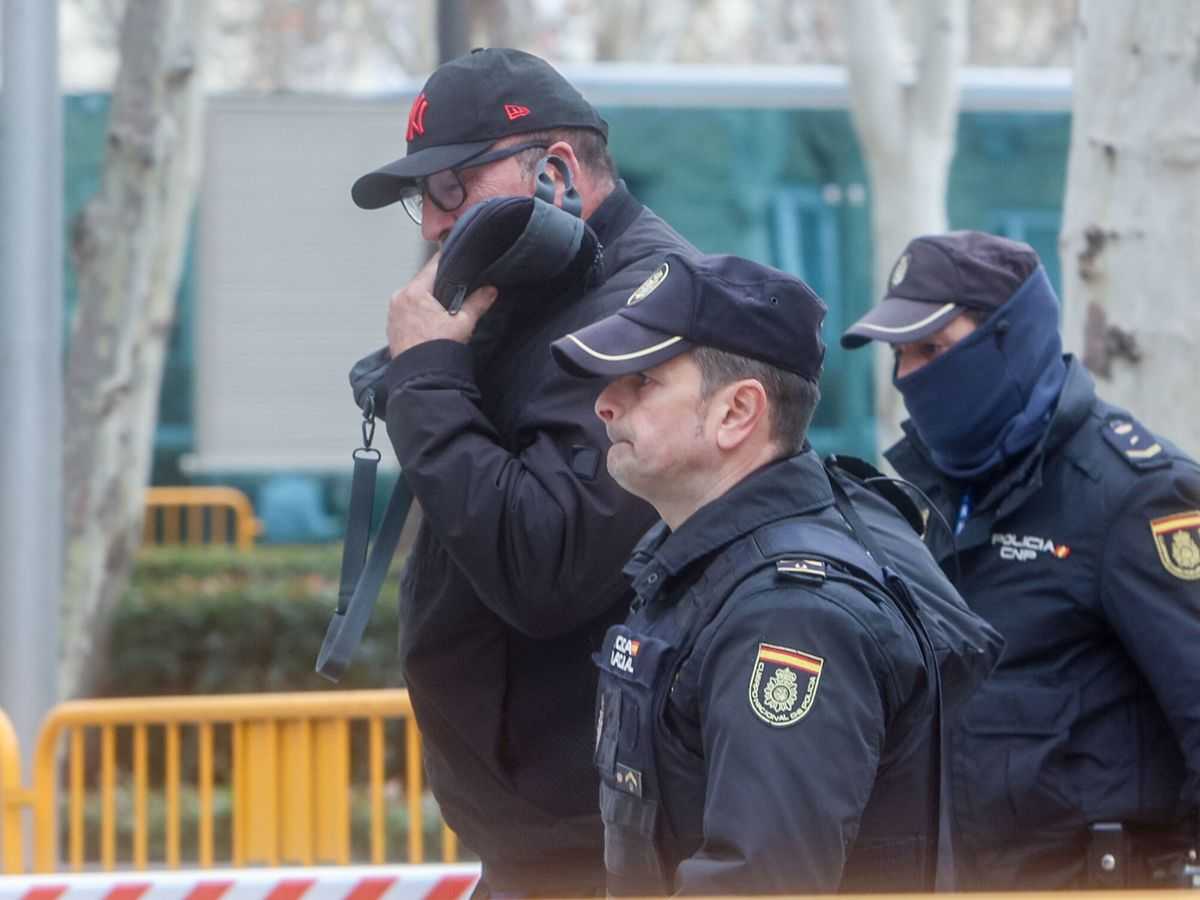 Foto: Koldo García, la semana pasada, tras pasar por la Audiencia Nacional. (Europa Press/Ricardo Rubio)