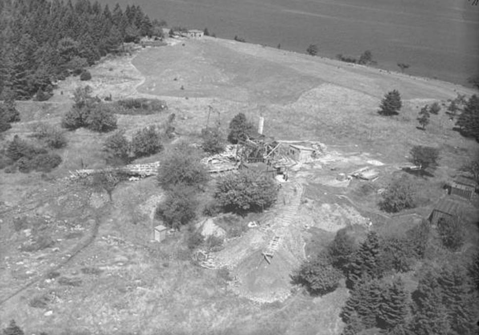 Excavaciones y construcciones de Oak Island, Nueva Escocia, Canadá, agosto de 1931. (Wikimedia Commons)