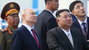 -Kim-Jong-Un-se-reune-con-Vladimir-pilinguin-2-300x169.jpg