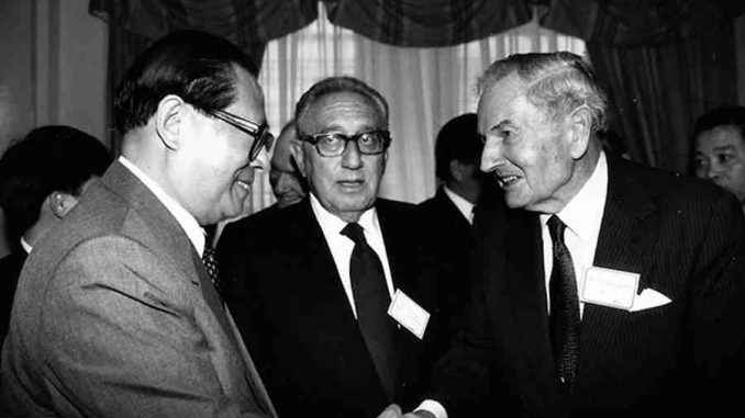 kissinger-and-rockefeller-peones-de-los-illuminati-678x381.jpg