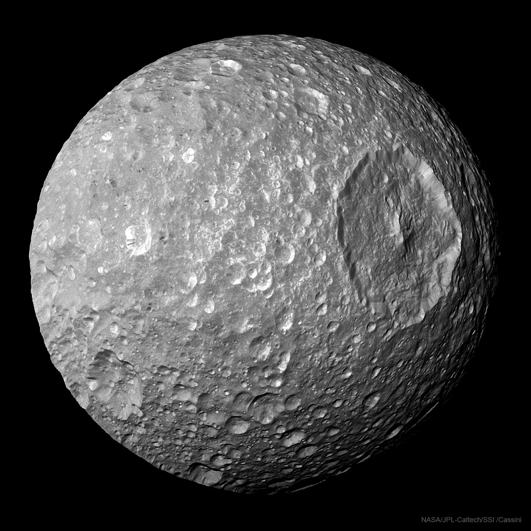 Mimas_Cassini_1800.jpg