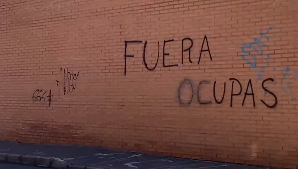 Pintadas en las viviendas de Chozas de Canales (Toledo)