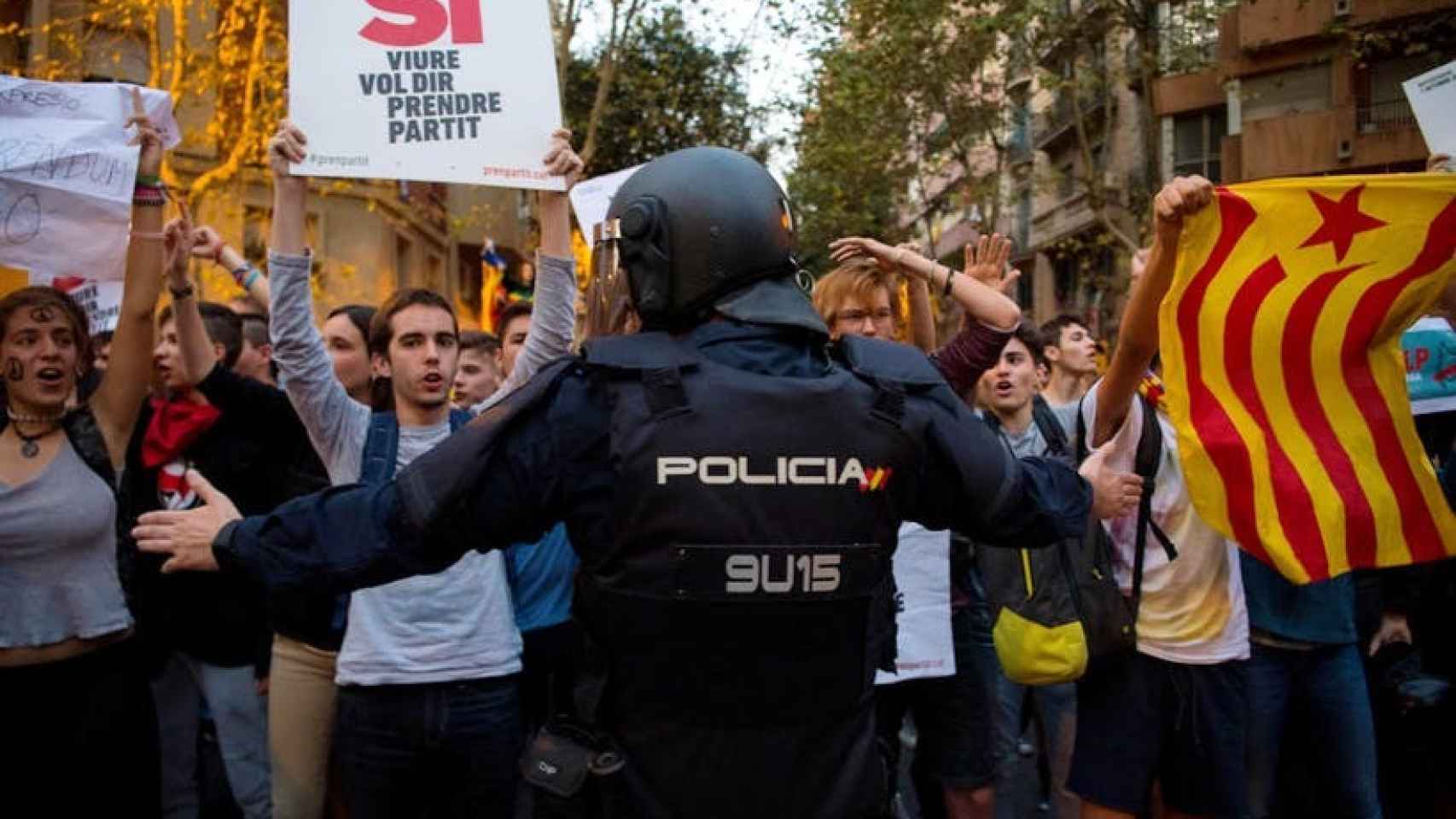 policia_nacional-cataluna-proceso_soberanista_305983976_77012333_1706x960.jpg