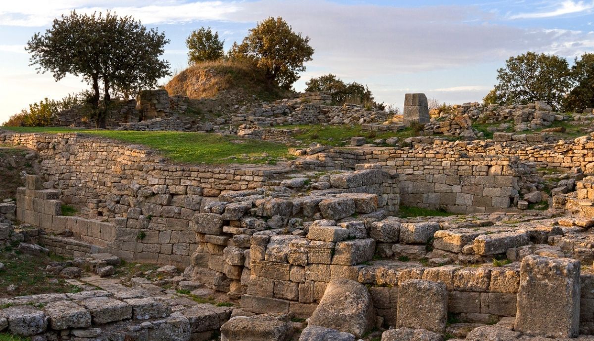 Restos arqueológicos de la ciudad de Troya. Foto: IStock.