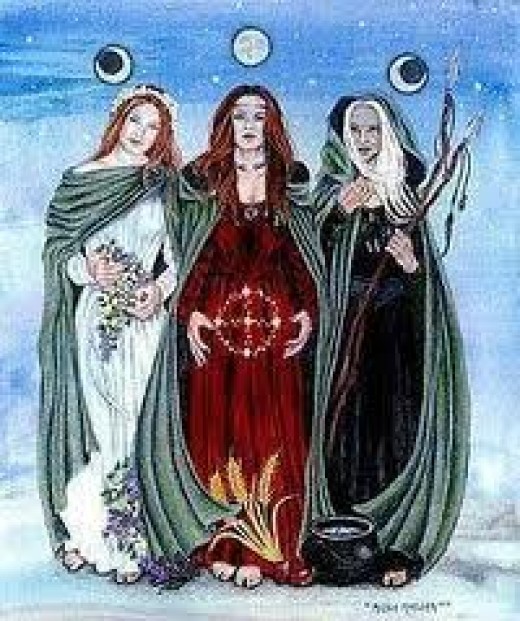 tres estaciones wicca.jpg