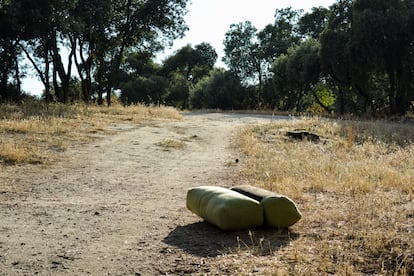 Los practicantes del 'cruising' usan objetos acolchonados para evitar heridas con la vegetación.