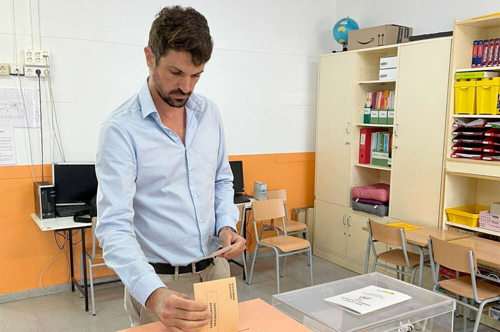 votando-en-las-ultimas-elecciones.-Foto-X-1000x665.jpg