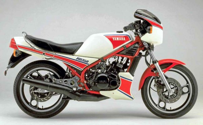 Yamaha-RD350-lateral.jpg