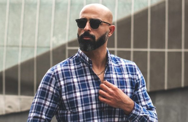 chieve-the-best-beards-for-bald-men-20220314-c5-de.jpg