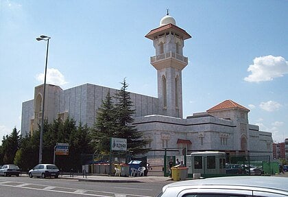 Centro_Cultural_Islámico_-_Mezquita_de_Madrid_01.jpg