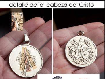 medalla masonicaa cruz de caravaca.jpg