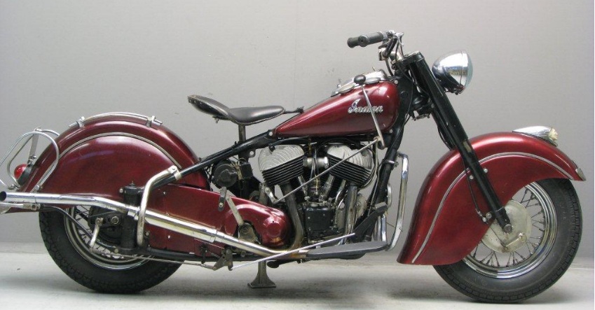 Indian_Chief_Black_Hawk_80_cubic_inch_1950.jpg