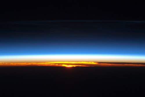 amanecer-iss.jpg