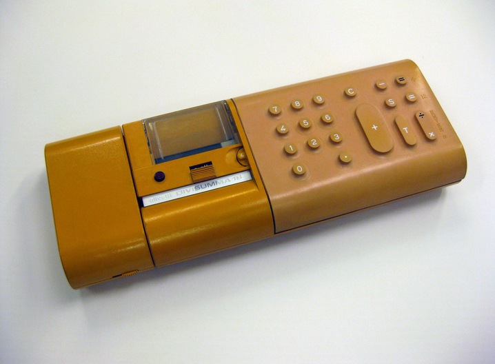 Bellini_Mario-Divisumma_18_calculator_1992.12_slideshow.jpg