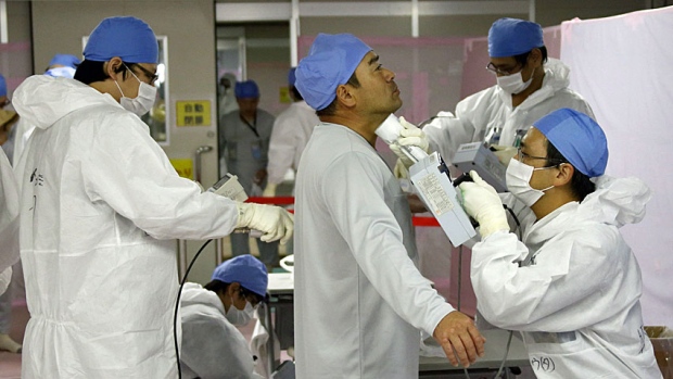 fukushima-workers.jpg