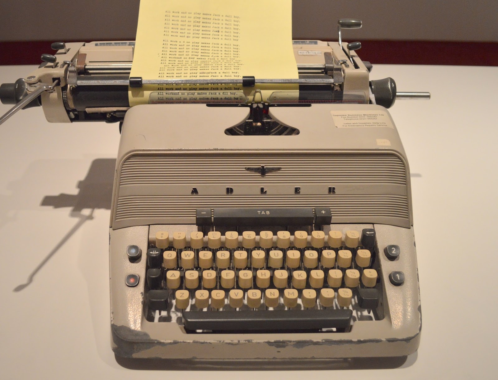 typewriter1.jpg