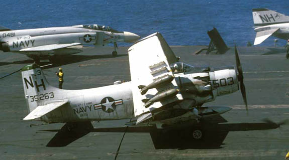 a1skyraider-v003.jpg