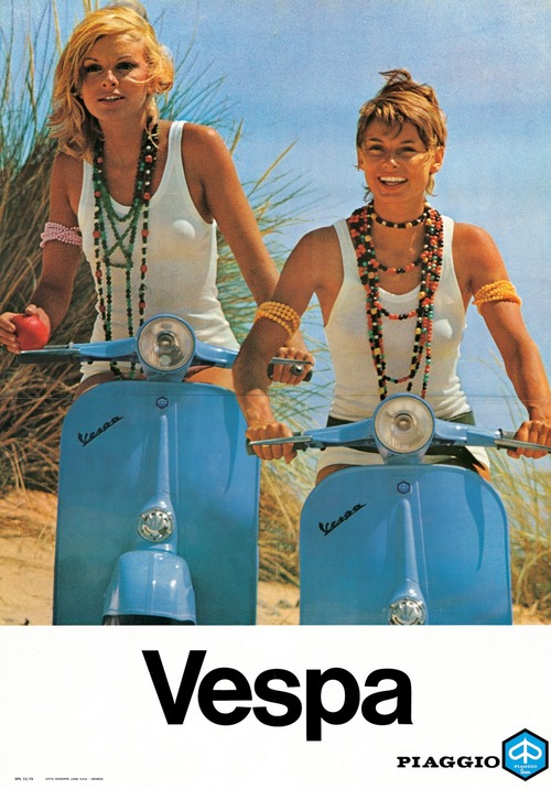 Vespa-Girls.jpg