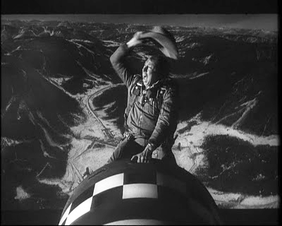 Dr_Strangelove_Nuke_Ride.jpg