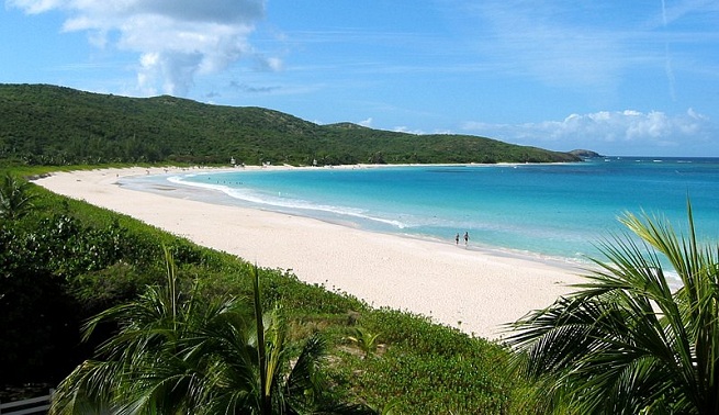 playa-flamenco-en-puerto-rico2.jpg