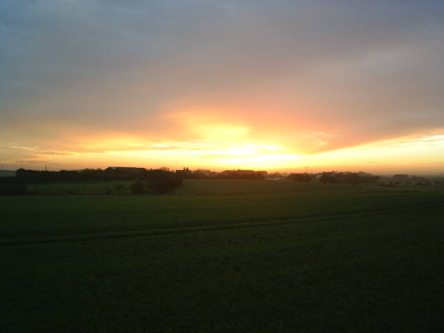 Sunrise_at_Tunstall_-_geograph.org.uk_-_108116.jpg