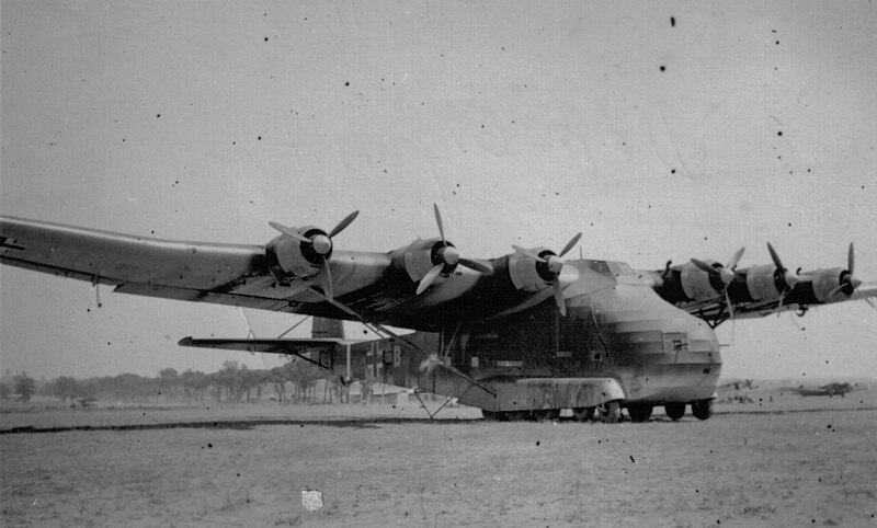 800px-Gigant_italie_1943.jpg