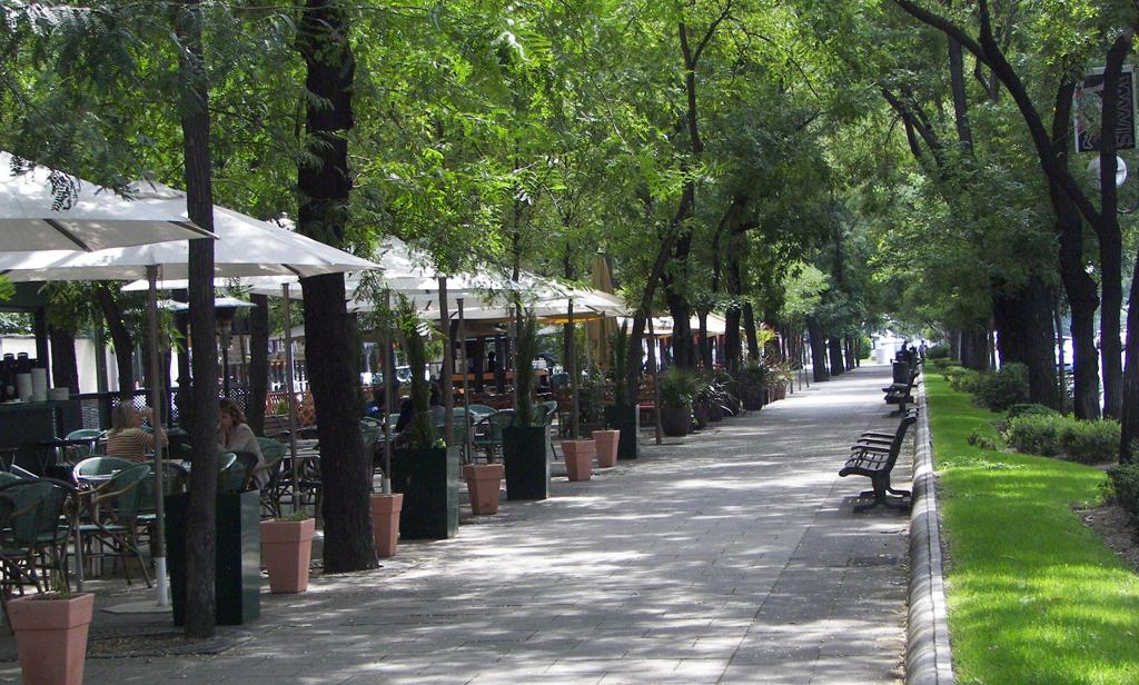 paseo-de-la-castellana...jpg