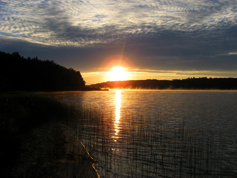 Misty-Duck-Lake-sunrise-September-2-2006.jpg