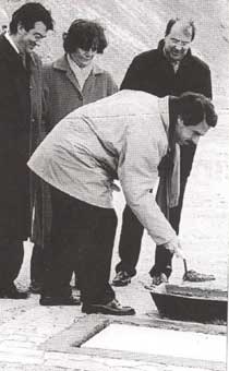 aznar-inaugurando-obra-ferr.jpg