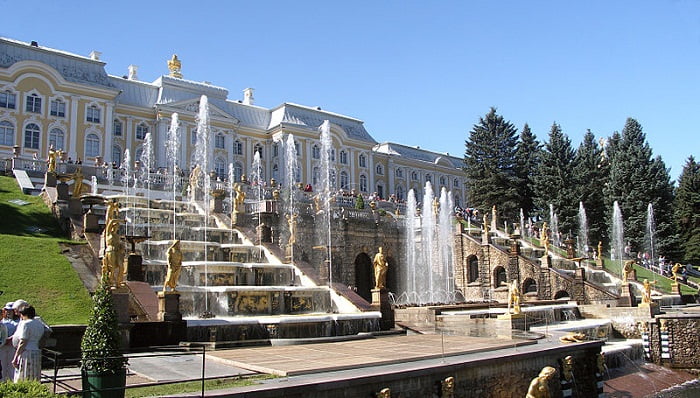 Palacio-Peterhof2.jpg