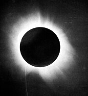 180px-1919_eclipse_positive.jpg