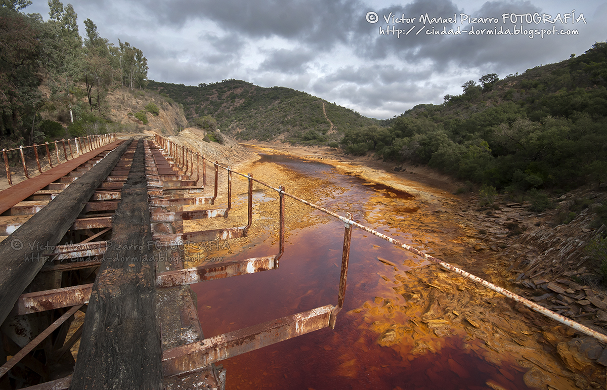 Ri%CC%81o_Tinto_Puente_Puebla_Condado.jpg