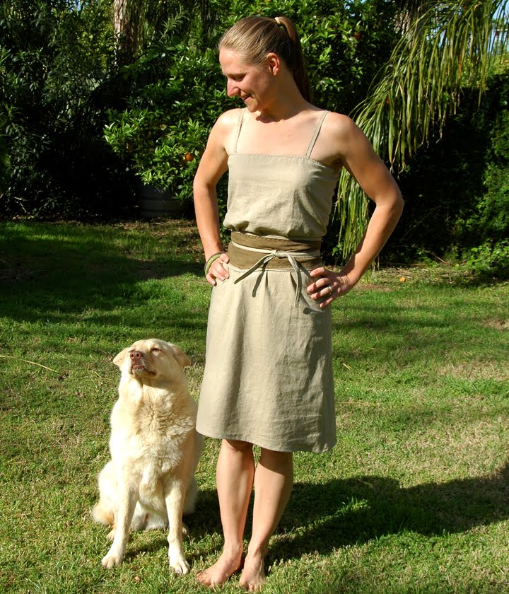 1004_linen-dress-with-dog.jpg