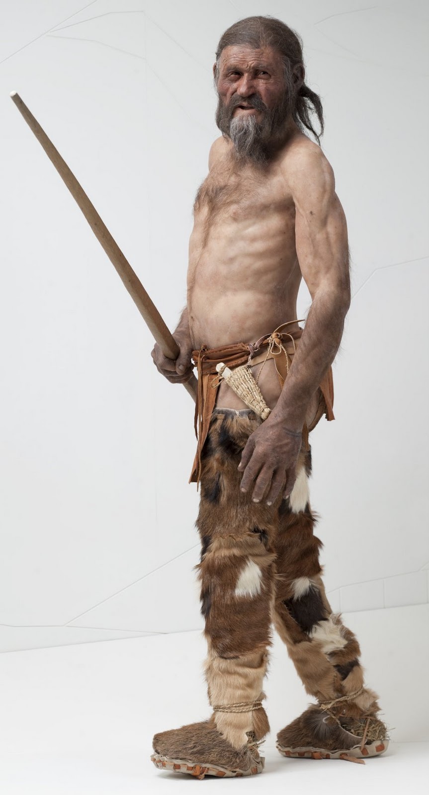 otzi-reconstruction-body.jpg