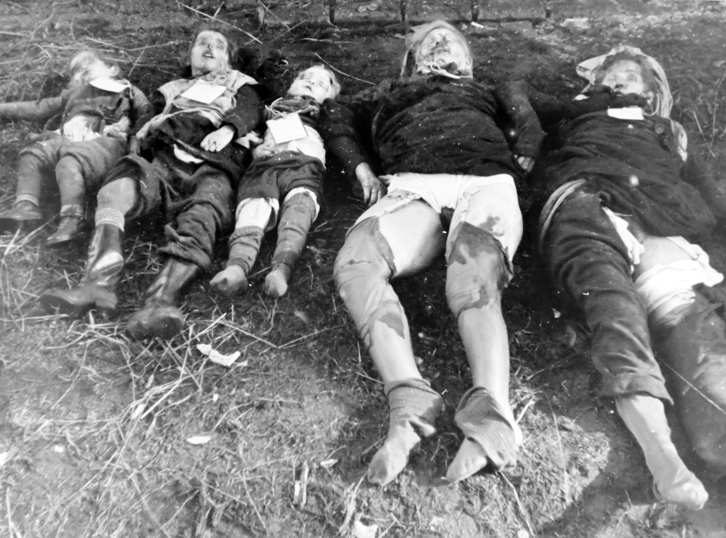 Germans_killed_by_Soviet_army.jpg