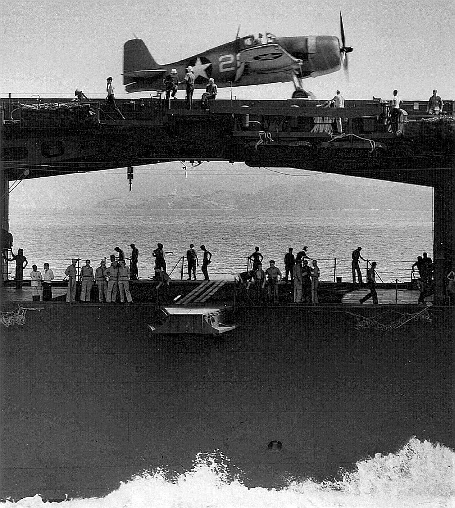 Hellcat-Yorktown-above-hangar-deck-1943.jpg~original