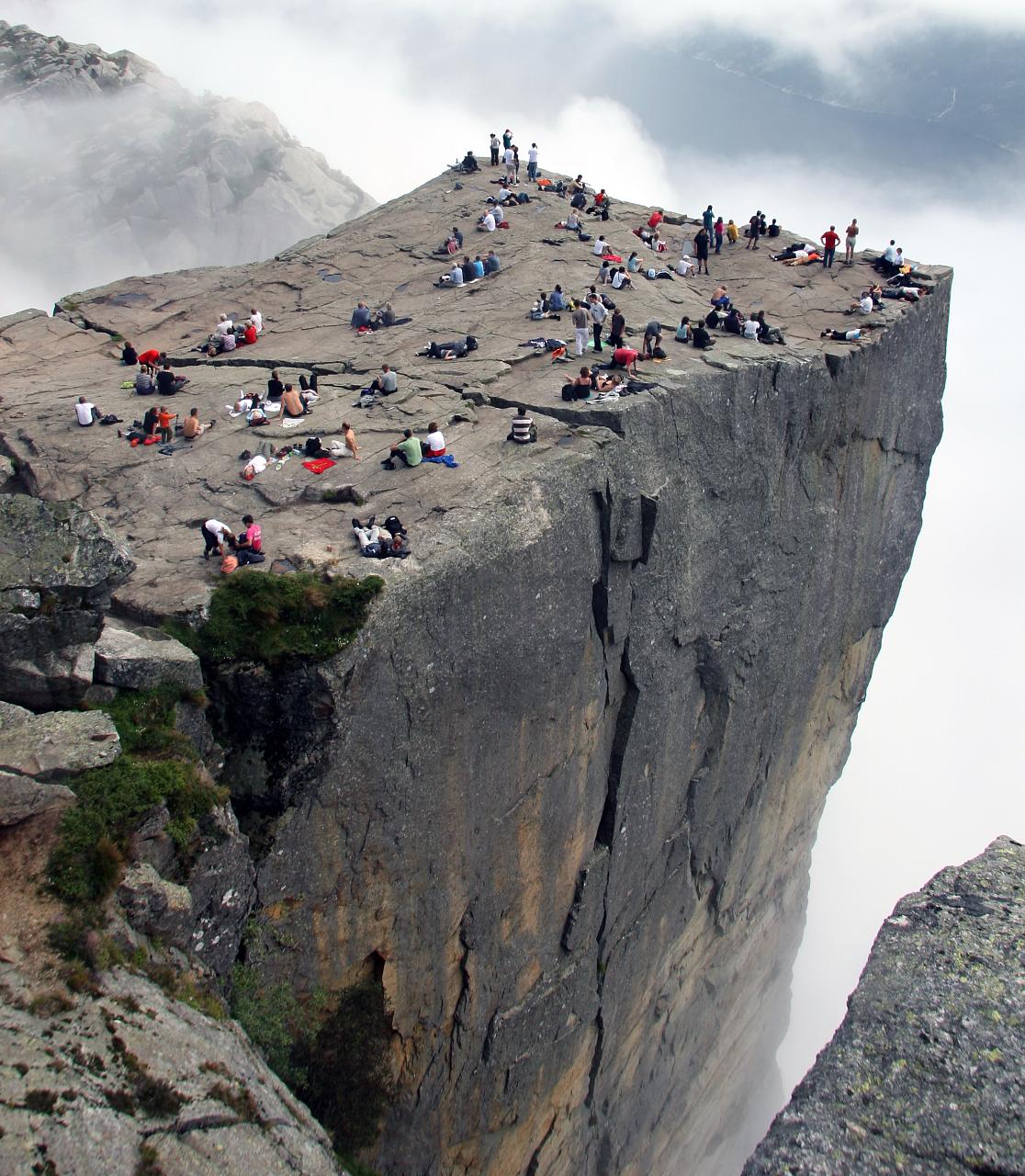 Preikestolen%252C%2BNoruega..jpg