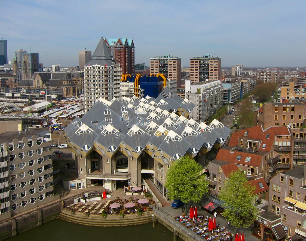 Kubuswoningen_in_rotterdam.jpg