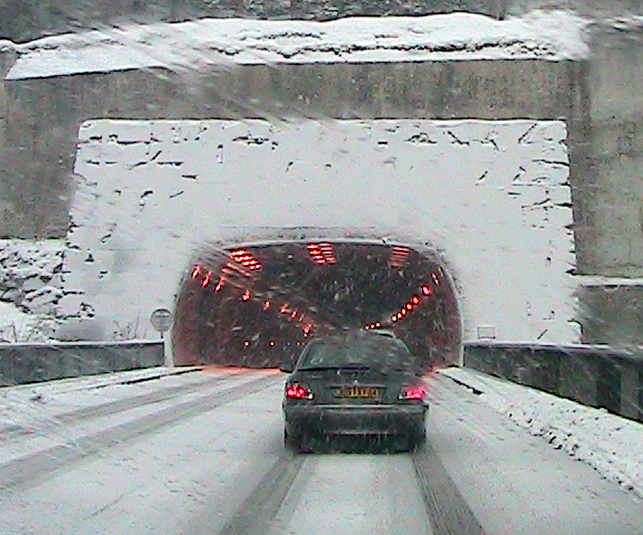 Somport_Tunel_Entrada_Francia.jpg